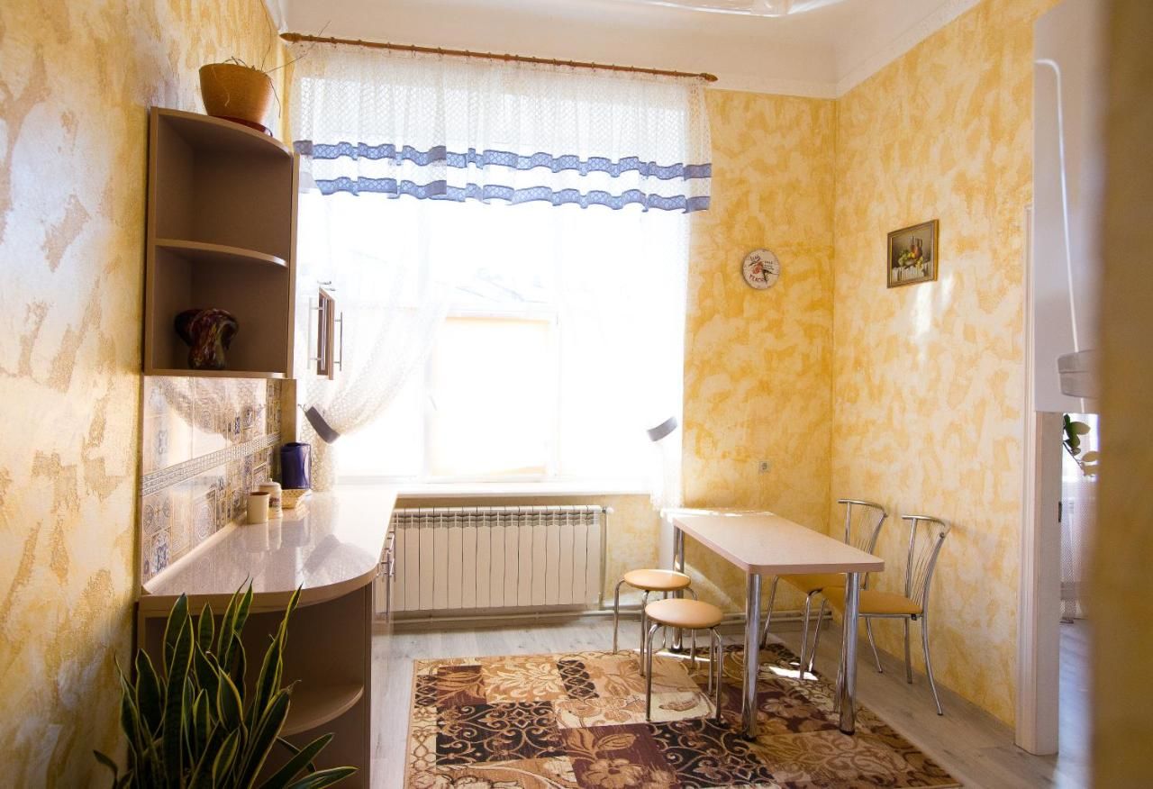 Апартаменты Apartament on Danylyshyna street Львов-15